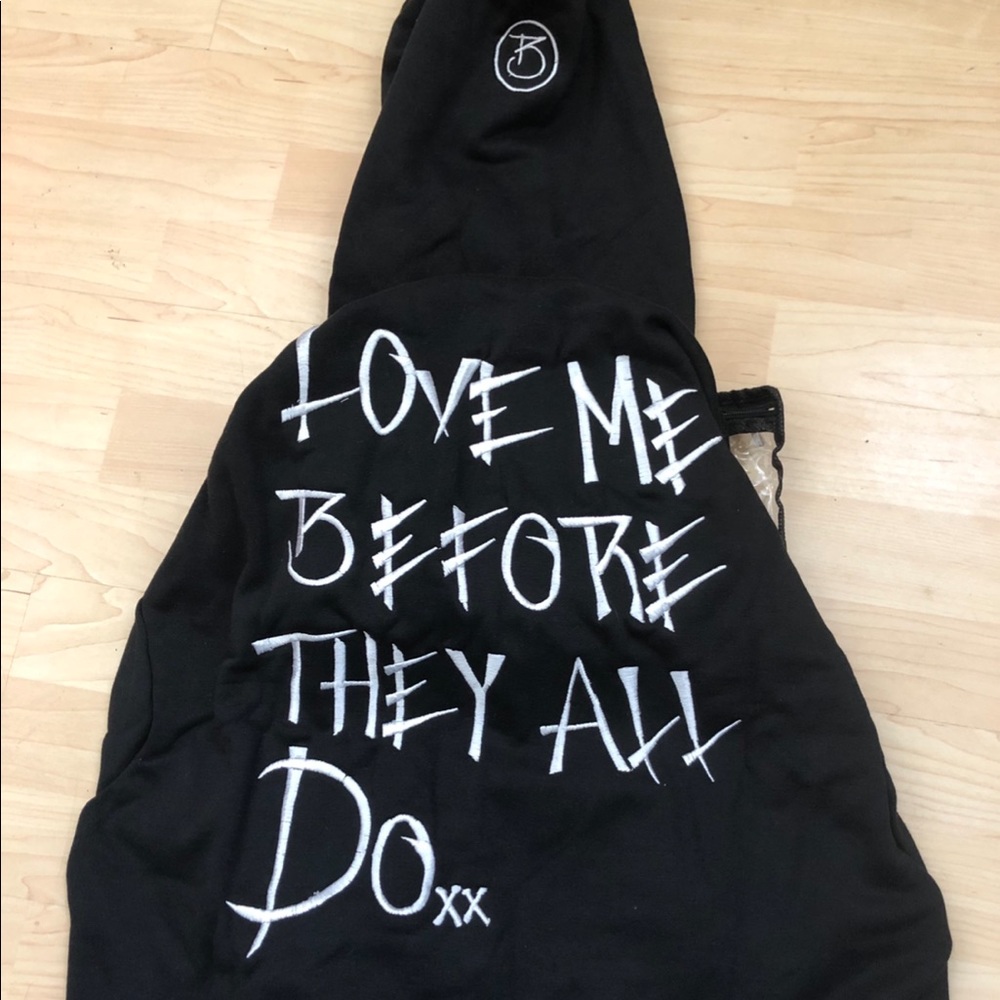 Love me before they all do Black hoodie by Bing
